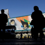 US Iran War News 2026: अमेरिका-ईरान तनाव चरम पर, Donald Trump Iran Attack Plan और Regime Change की चर्चा